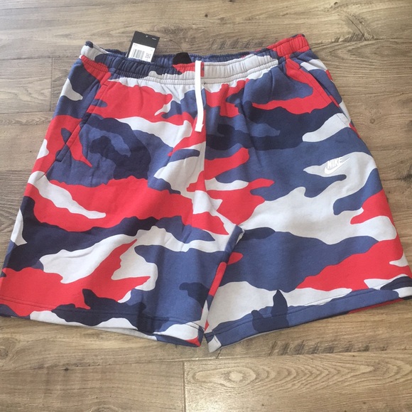 nike club fleece camo shorts